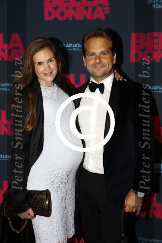 Amsterdam 11 september 2017
Premiere Bella Donna\'s in pathe arena. een zwangere Marly v d Velden met partner