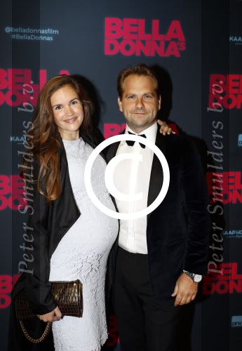 Amsterdam 11 september 2017
Premiere Bella Donna\'s in pathe arena. een zwangere Marly v d Velden met partner