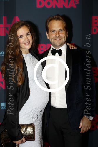 Amsterdam 11 september 2017
Premiere Bella Donna\'s in pathe arena. een zwangere Marly v d Velden met partner