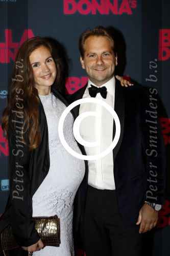 Amsterdam 11 september 2017
Premiere Bella Donna\'s in pathe arena. een zwangere Marly v d Velden met partner