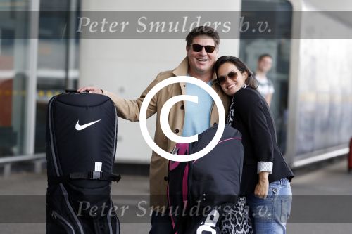 Schiphol 26 juli 2017
Martijn Krabbe en zijn vriendin Noi pakon vertrekken op vakantie naar Mauritius