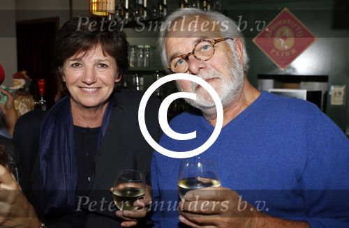 Amsterdam 10 september 2017
Opening expositie Bob Fosko en Bert Kuizenga.n Gijs Scholten van Aschat opent hem. Martine v Os met man