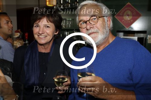 Amsterdam 10 september 2017
Opening expositie Bob Fosko en Bert Kuizenga.n Gijs Scholten van Aschat opent hem. Martine v Os met man