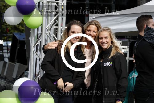 Amsterdam 9 september 2017
Edwin Evers staat op Run van radio 538 bij het Science park. Maud Burgers met collegas