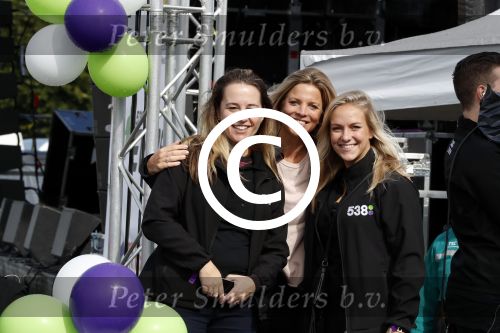 Amsterdam 9 september 2017
Edwin Evers staat op Run van radio 538 bij het Science park. Maud Burgers met collegas
