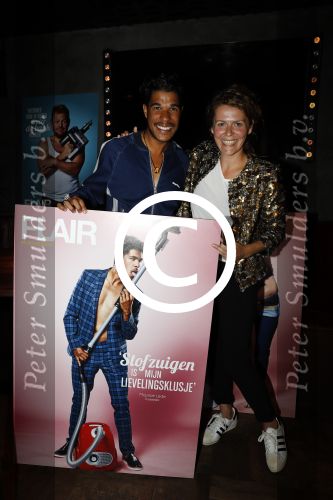 Amsterdam 5 september 2017 
Leonieke Borghuis ( hoofdredactrice Flair) presenteert kalendar. Wiliam Rutten heeft de fotos gemaakt. presentatie is in Martins sportclub. Maurice Lede