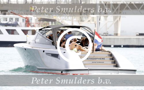ibiza 15 augustus 2017
Jos Verstappen neemt zijn nieuwe vriendin de braziliaanse Amanda Sodre mee varen op een Wajer Yacht/boot . Zijn zoon Max en dochter Victoria Verstappen zijn er ook bij. Max heeft meerdere vrienden bij waaronder Mark Cox Dave Blom en Sander de Jonge.