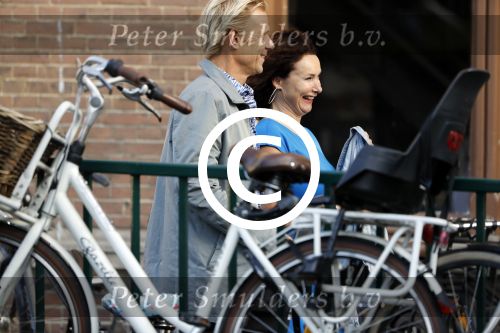 Leiden 2 juli 2017 
Jochem Myjer en zijn vriendin Marloes Novan vieren de 40e verjaardag van Jochem met familie en vrienden. Menno Bentveld met vrouw