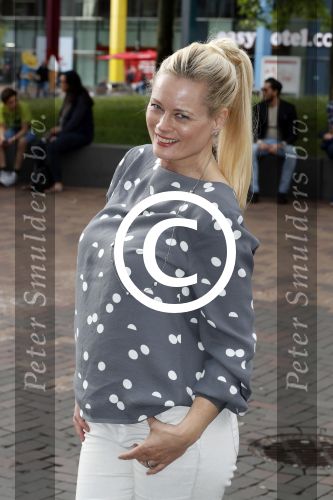 Amsterdam 4 juli 2017
Premiere Spiderman in pathe arena. Monique Sluyter met partner