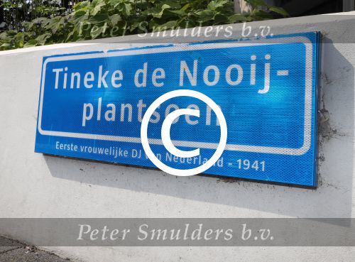 Hilversum, 28 Augustus 2017
NPO Perspresentatie Winterseizoen 2017/2018
Naambord Tineke de Nooij Plantsoen