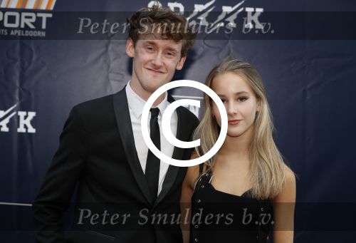 Apeldoorn 2 september 2017
Premiere Spaak in Omnisport . De hoofdrollen worden oa gespeeld door Tim Douwsma Aart Staartjes en Saskia Elise. Steven de Jong is de producent
Nick Golterman