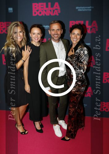 Amsterdam 11 september 2017
Premiere Bella Donna\'s in pathe arena. Nicolette v Dam met Patrick Martens en Vivienne v d Assem