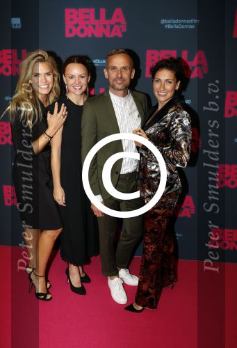 Amsterdam 11 september 2017
Premiere Bella Donna\'s in pathe arena. Nicolette v Dam met Patrick Martens en Vivienne v d Assem