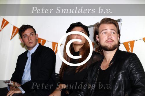Amsterdam 8 september 2017
Presentatie 3 ambassadeurs die dit jaar gaan stoppen met roken met Stoptober, namelijk zanger Nielson, zakenvrouw Olcay Gulsen en radio-DJ Koen Hansen in Vondel CS