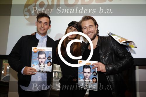 Amsterdam 8 september 2017
Presentatie 3 ambassadeurs die dit jaar gaan stoppen met roken met Stoptober, namelijk zanger Nielson, zakenvrouw Olcay Gulsen en radio-DJ Koen Hansen in Vondel CS