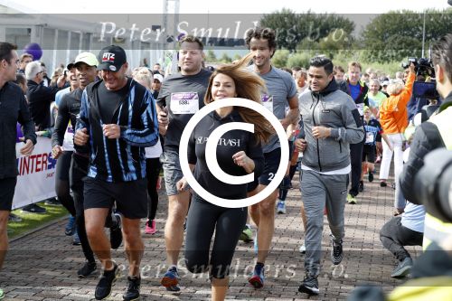 Amsterdam 9 september 2017
Edwin Evers staat op Run van radio 538 bij het Science park. Olcay Gulsen met vriend Frans