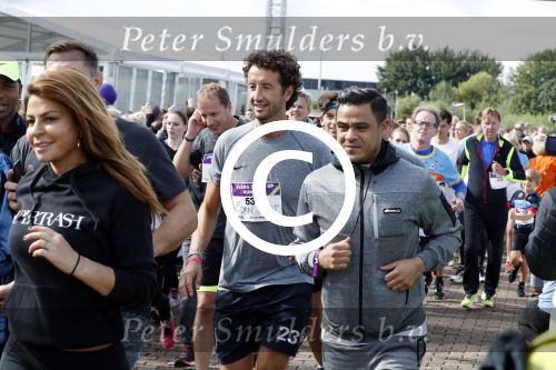 Amsterdam 9 september 2017
Edwin Evers staat op Run van radio 538 bij het Science park. Olcay Gulsen met vriend Frans