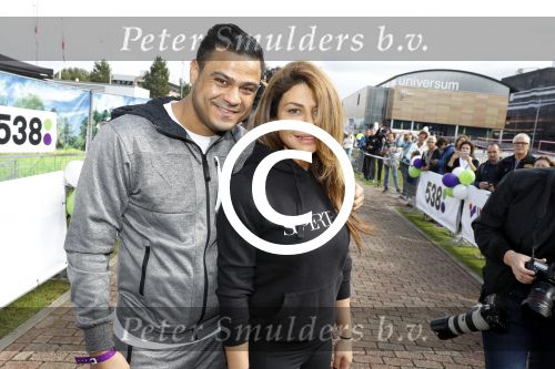 Amsterdam 9 september 2017
Edwin Evers staat op Run van radio 538 bij het Science park. Olcay Gulsen met vriend Frans