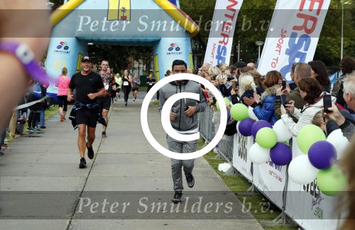 Amsterdam 9 september 2017
Edwin Evers staat op Run van radio 538 bij het Science park. Frans Vriend Olcay Gulsen