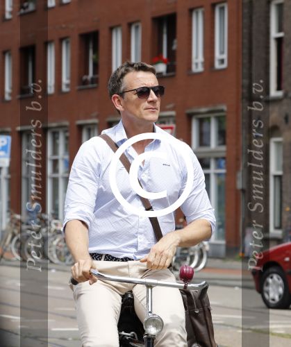 Amsterdam 5 juli 2017
Henry van Loon op terrasPaul Groot op de fiets in Amsterdam