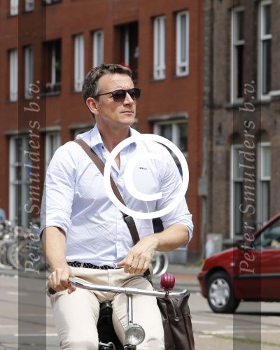 Amsterdam 5 juli 2017
Henry van Loon op terrasPaul Groot op de fiets in Amsterdam