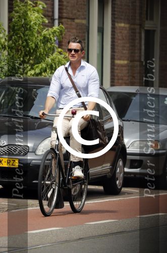 Amsterdam 5 juli 2017
Henry van Loon op terrasPaul Groot op de fiets in Amsterdam
