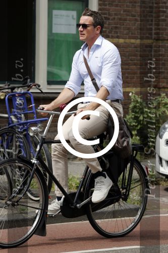 Amsterdam 5 juli 2017
Henry van Loon op terrasPaul Groot op de fiets in Amsterdam