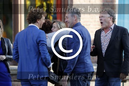 Leiden 2 juli 2017 
Jochem Myjer en zijn vriendin Marloes Novan vieren de 40e verjaardag van Jochem met familie en vrienden. Peter Heerschop met vrouw