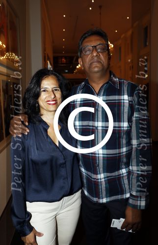 Amsterdam 8 september 2017
Premiere Sweeney Todd in het nieuwe de la Mar theater. Prem Radhakishun met vrouw