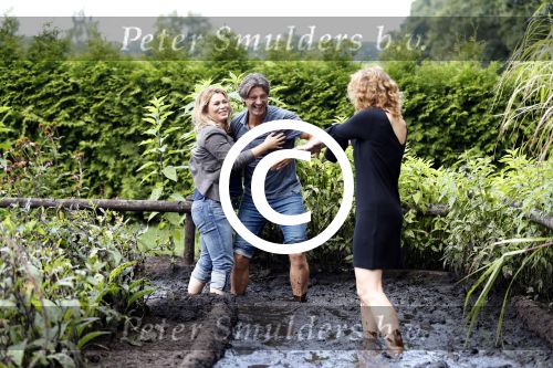 t Harde 5 september 2017
Presentatie cast Opvliegers. Antje Monteiro, Anouk van Nes, Joanne Telesford, Sandra Mattie,
Producent is  Rick Engelkes