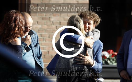 Leiden 2 juli 2017 
Jochem Myjer en zijn vriendin Marloes Novan vieren de 40e verjaardag van Jochem met familie en vrienden. Ricky Koole met man Leo Blokhuis