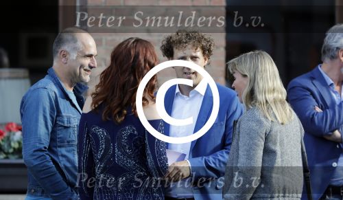 Leiden 2 juli 2017 
Jochem Myjer en zijn vriendin Marloes Novan vieren de 40e verjaardag van Jochem met familie en vrienden. Ricky Koole met man Leo Blokhuis