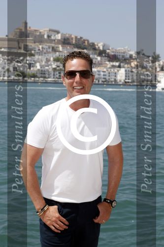 ibiza 24 juni 2017 
Rob Geus met zijn zwangere vrouw op vakantie op ibiza
