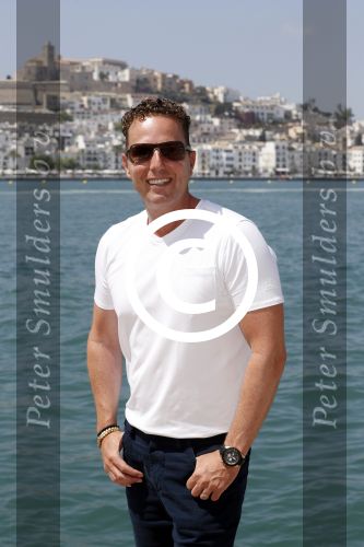 ibiza 24 juni 2017 
Rob Geus met zijn zwangere vrouw op vakantie op ibiza