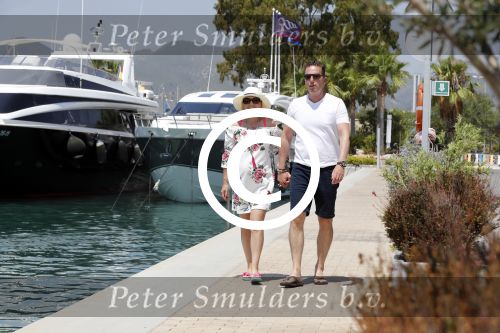 ibiza 24 juni 2017 
Rob Geus met zijn zwangere vrouw op vakantie op ibiza