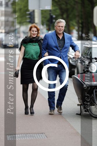 Amsterdam 15 juli 2017
Frits Huffnagel viert zijn 50e verjaardag. Roelof Hemmen met vriendin