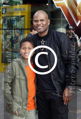 Amsterdam 4 juli 2017
Premiere Spiderman in pathe arena. Roue Verveer met zoon