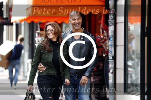 Amsterdam 7 september 2017 
Ruud Gullit met zijn vriendin Karin de Rooy op de pc hooftstraat