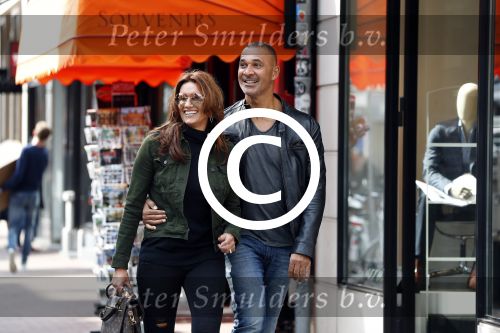 Amsterdam 7 september 2017 
Ruud Gullit met zijn vriendin Karin de Rooy op de pc hooftstraat