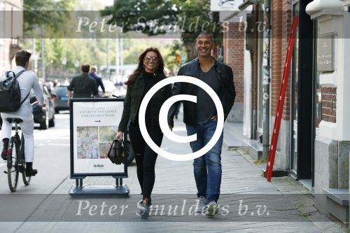 Amsterdam 7 september 2017 
Ruud Gullit met zijn vriendin Karin de Rooy op de pc hooftstraat