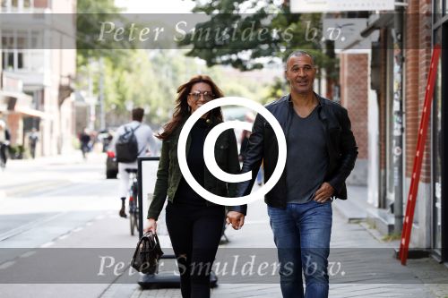 Amsterdam 7 september 2017 
Ruud Gullit met zijn vriendin Karin de Rooy op de pc hooftstraat