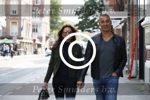 Amsterdam 7 september 2017 
Ruud Gullit met zijn vriendin Karin de Rooy op de pc hooftstraat
