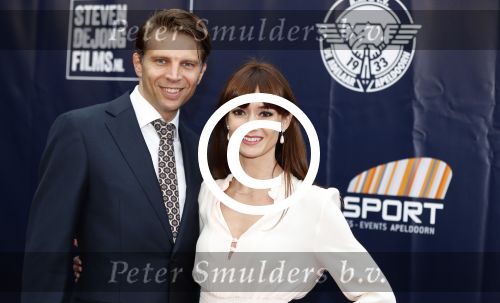 Apeldoorn 2 september 2017
Premiere Spaak in Omnisport . De hoofdrollen worden oa gespeeld door Tim Douwsma Aart Staartjes en Saskia Elise. Steven de Jong is de producent
Saskia Elise