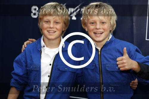Apeldoorn 2 september 2017
Premiere Spaak in Omnisport . De hoofdrollen worden oa gespeeld door Tim Douwsma Aart Staartjes en Saskia Elise. Steven de Jong is de producent
Scott Huisman en Duke Huisman