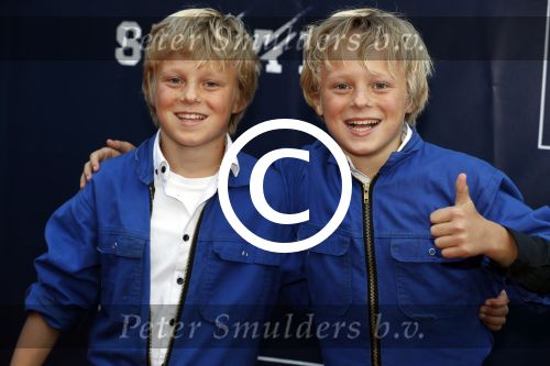 Apeldoorn 2 september 2017
Premiere Spaak in Omnisport . De hoofdrollen worden oa gespeeld door Tim Douwsma Aart Staartjes en Saskia Elise. Steven de Jong is de producent
Scott Huisman en Duke Huisman
