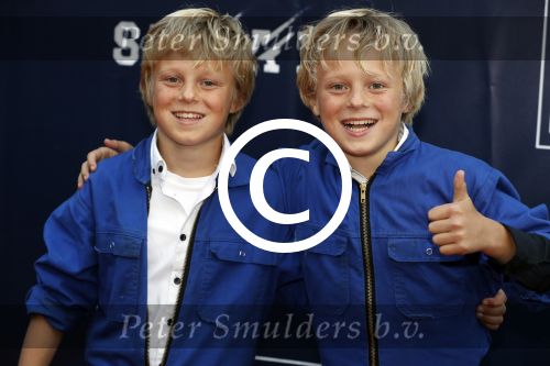 Apeldoorn 2 september 2017
Premiere Spaak in Omnisport . De hoofdrollen worden oa gespeeld door Tim Douwsma Aart Staartjes en Saskia Elise. Steven de Jong is de producent
Scott Huisman en Duke Huisman