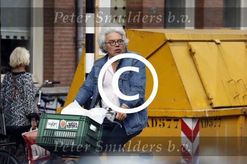 Amsterdam 2 september 2017
Theodor Holman op de fiets