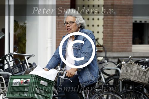 Amsterdam 2 september 2017
Theodor Holman op de fiets