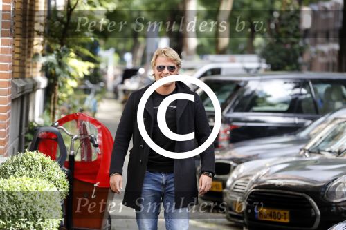 Amsterdam 15 september 2017 
Thomas Berge op straat in Amsterdam zuid