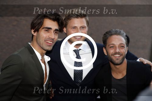 Apeldoorn 2 september 2017
Premiere Spaak in Omnisport . De hoofdrollen worden oa gespeeld door Tim Douwsma Aart Staartjes en Saskia Elise. Steven de Jong is de producent
Tim Douwsma